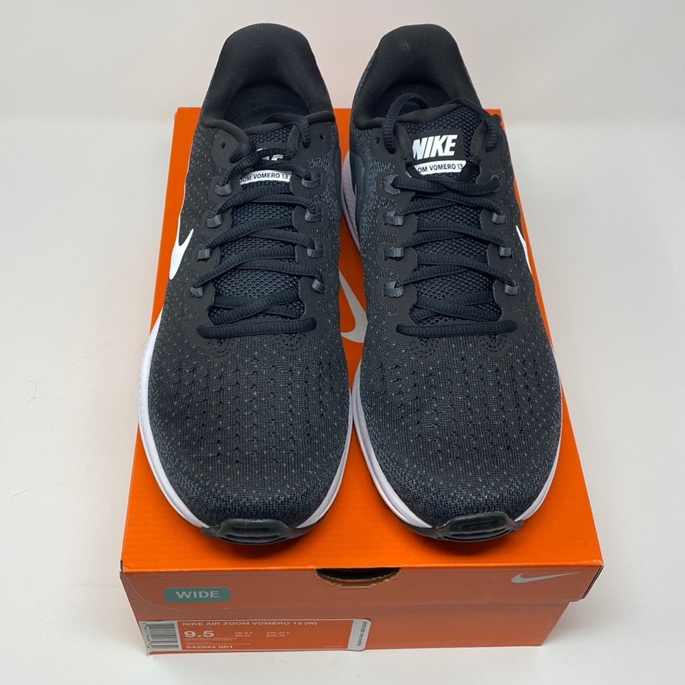 Nike Air Zoom Vomero 13 - 9.5 Wide